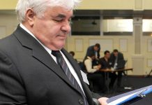 “Ctitorul” Simirad, ajutat de PSD si PNL sa-si construiasca mausoleul din Copou