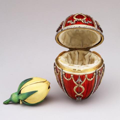 Ou Faberge, Bud Faberge de trandafir