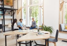 Confortul la locul de muncă: Soluții pentru birourile moderne